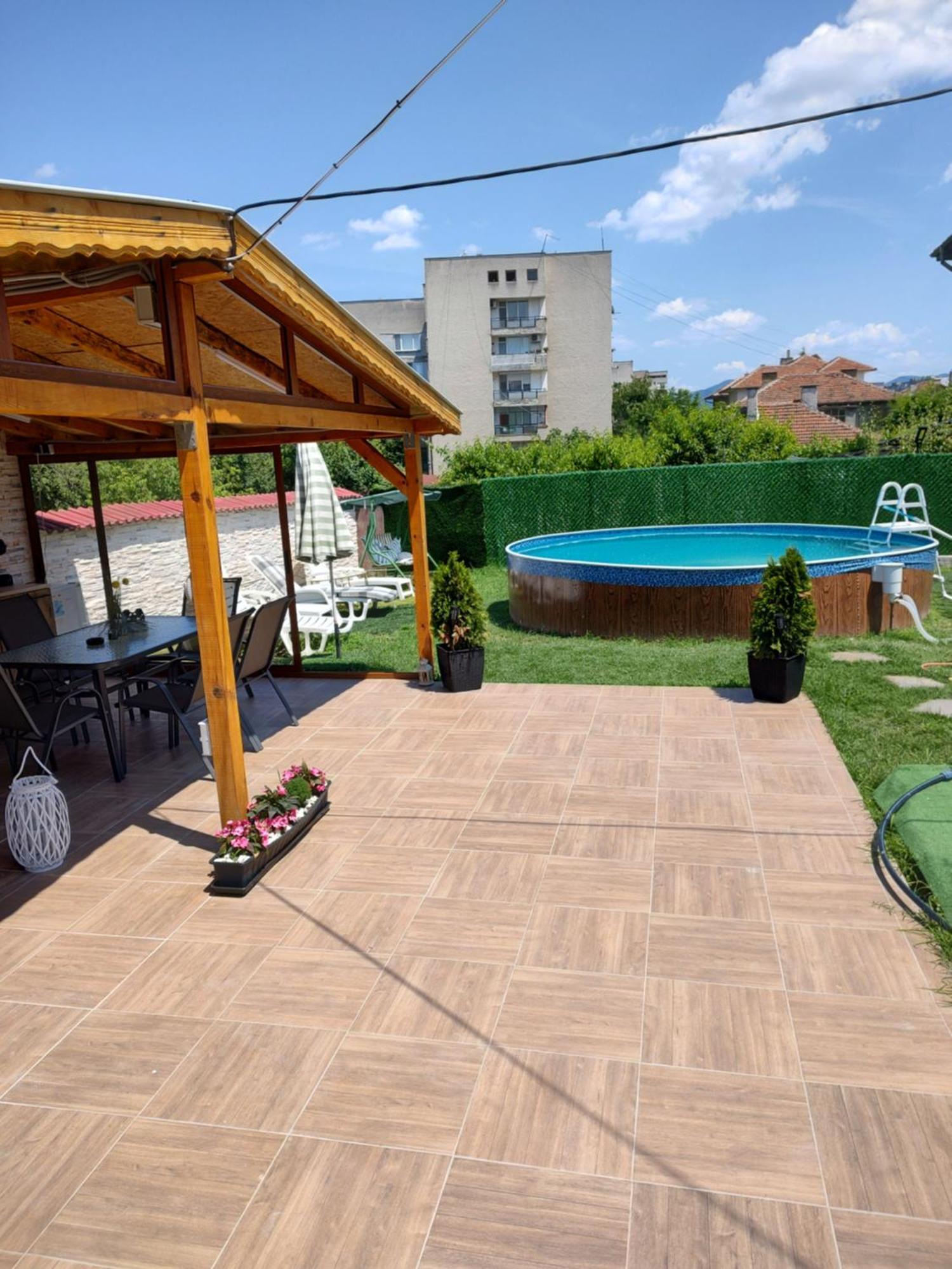 Къща Карби Kurdzhali Ngoại thất bức ảnh