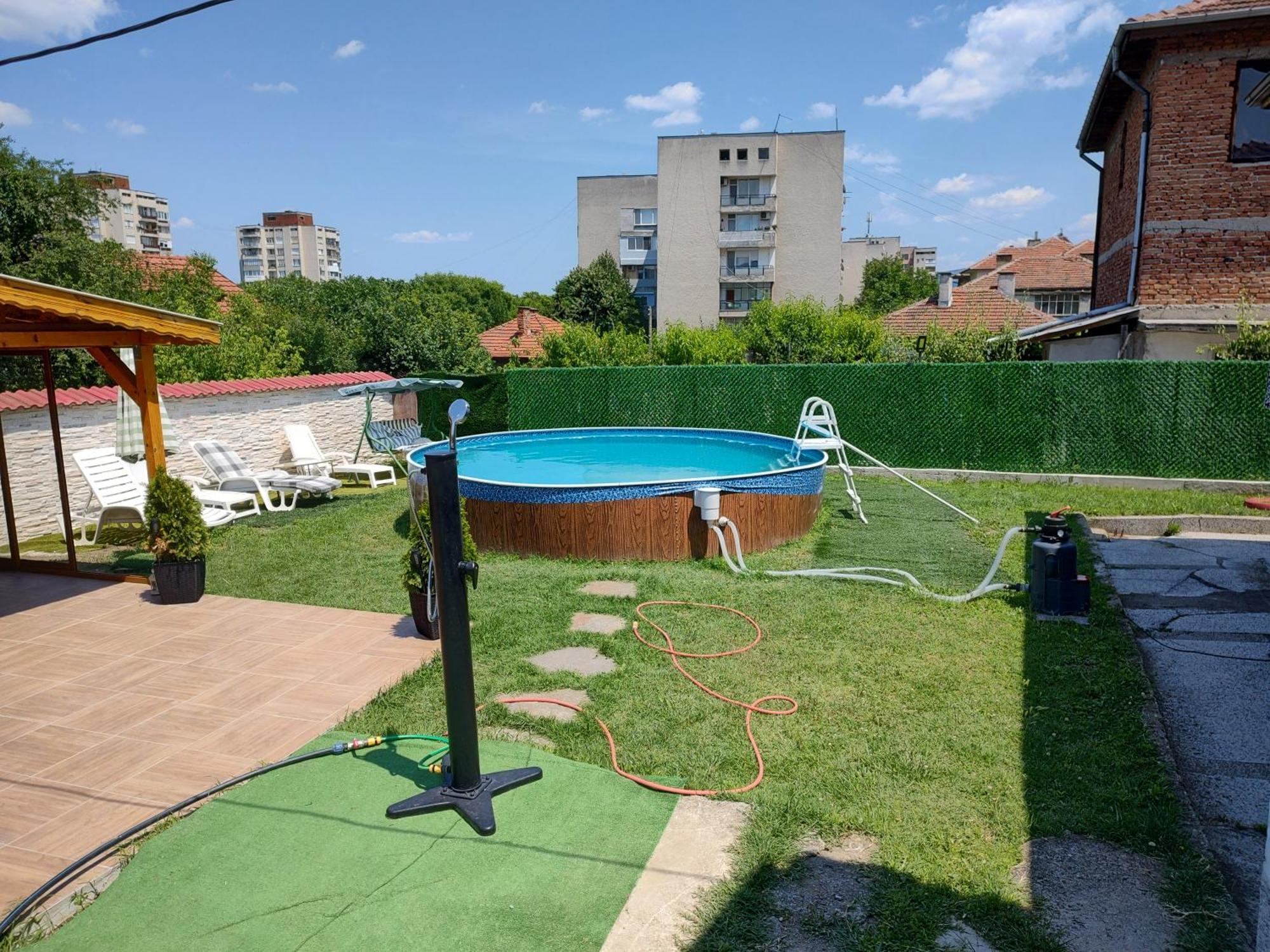 Къща Карби Kurdzhali Ngoại thất bức ảnh