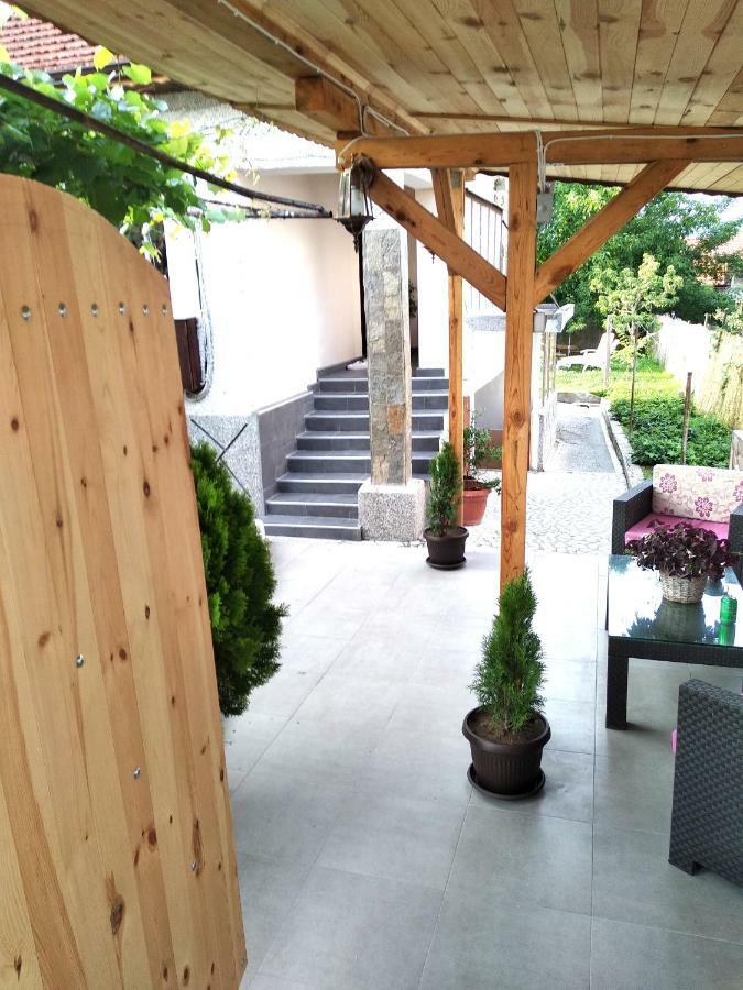 Къща Карби Kurdzhali Ngoại thất bức ảnh